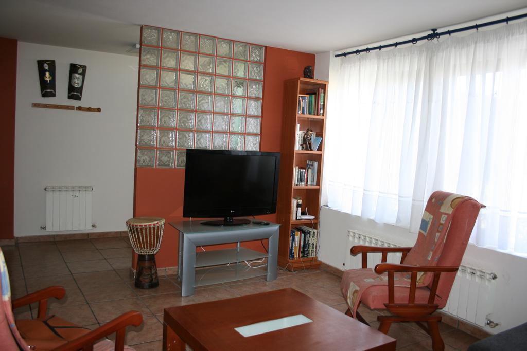 Vivienda Turistica Rural Piskerra Apartman Carcastillo Szoba fotó