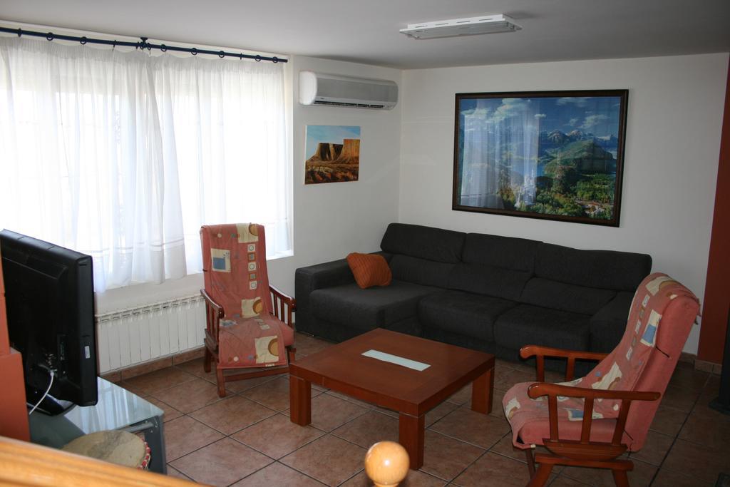 Vivienda Turistica Rural Piskerra Apartman Carcastillo Szoba fotó